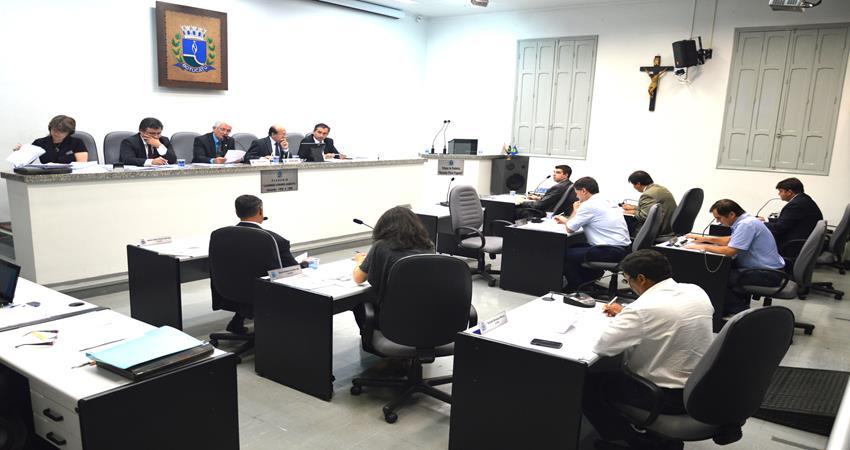 Quatro projetos de iniciativa do Poder Executivo deram entrada na Câmara Municipal